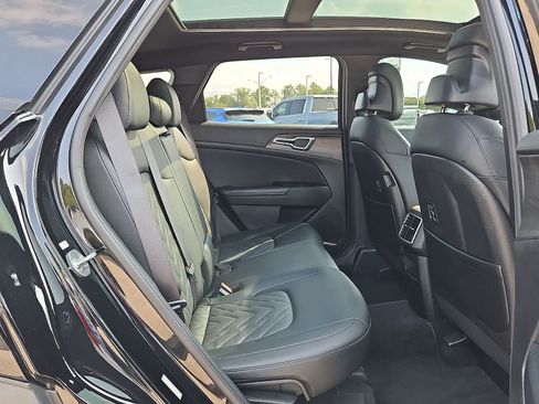 Used 2023 Kia Sportage X-Line w/ X-Line Premium Package AWD/4WD image 33