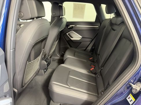 Certified 2025 Audi Q3 2.0T Premium AWD/4WD image 7