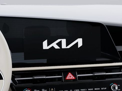 New 2026 Kia Niro Wave w/ Wave Preserve Package FWD image 20