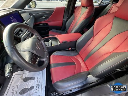 Used 2023 Lexus ES 300h F Sport image 15