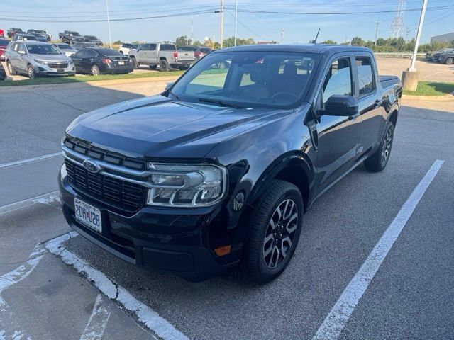 Used 2023 Ford Maverick Lariat w/ Lariat Luxury Package FWD image 3