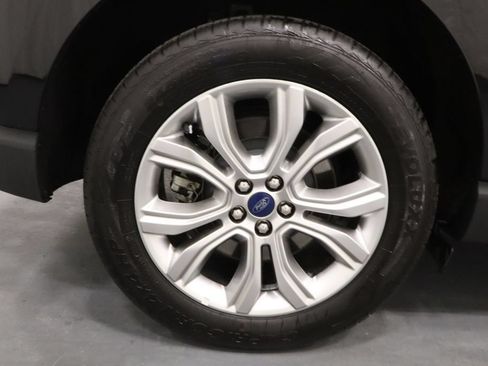Used 2022 Ford Edge Titanium AWD/4WD image 26