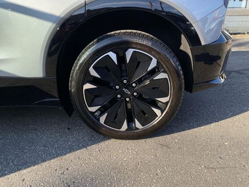 Certified 2024 Chevrolet Blazer EV RS image 24