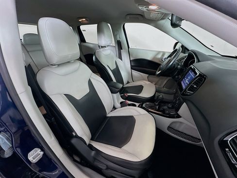 Used 2021 Jeep Compass Limited image 29