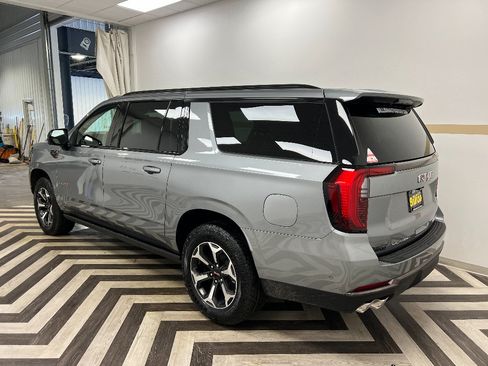 New 2026 GMC Yukon XL AT4 Ultimate AWD/4WD image 14