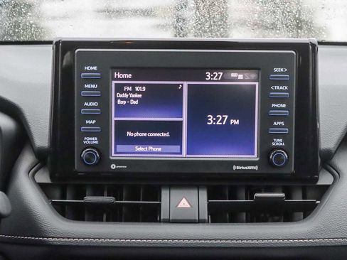 Used 2021 Toyota RAV4 XLE image 13