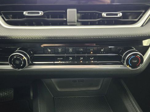 New 2026 Chevrolet Equinox LT w/ Safety and Technology Package image 21