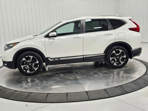 Used 2017 Honda CR-V Touring image 2