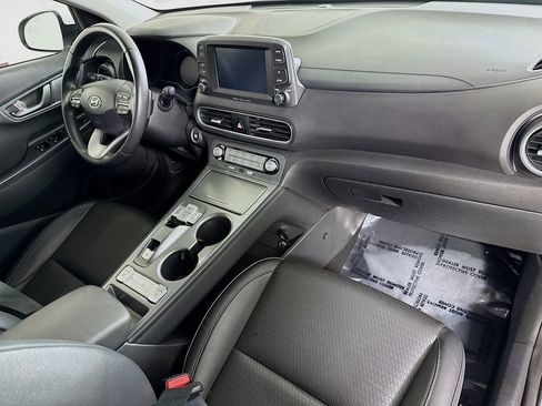 Certified 2021 Hyundai Kona Limited w/ Cargo Package FWD image 32