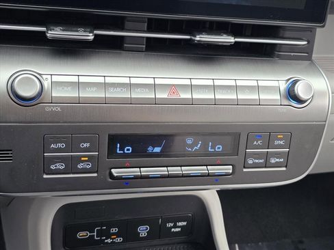 Used 2024 Hyundai Kona SEL image 20
