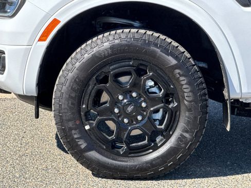 New 2025 Ford Ranger XLT w/ FX4 Off-Road Package image 27