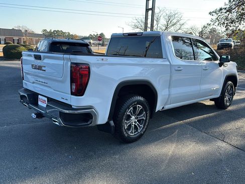 Used 2023 GMC Sierra 1500 SLE image 5