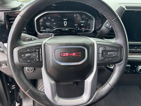 Used 2025 GMC Sierra 1500 SLT RWD image 15