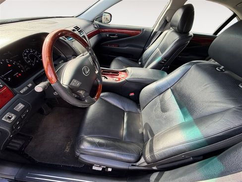 Used 2008 Lexus LS 460 RWD image 10