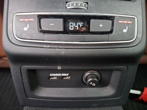 Used 2023 Audi A4 2.0T Prestige w/ Prestige Package image 11