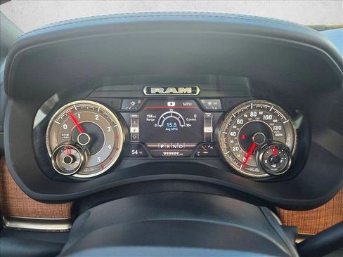 Used 2022 RAM 3500 Limited image 11