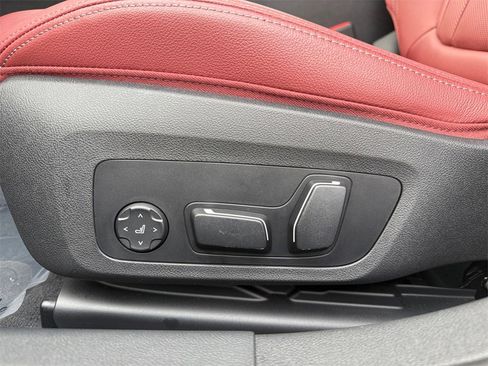 Used 2025 BMW i4 xDrive40i w/ Premium Package image 35