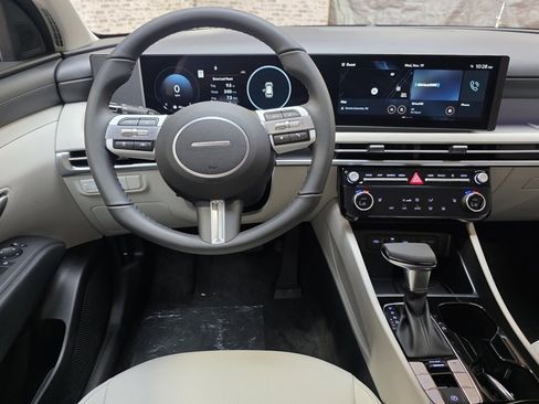 New 2026 Hyundai Tucson SEL image 15