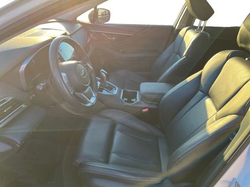 Used 2023 Subaru Outback Limited image 9