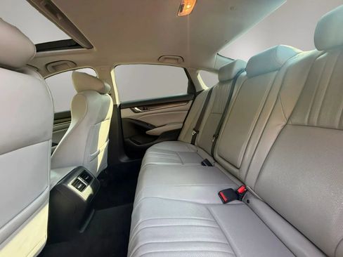 Used 2018 Honda Accord EX-L image 16