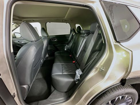 New 2026 Nissan Rogue Platinum w/ Platinum Premium Package image 33