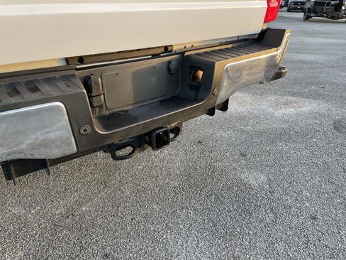 Used 2024 Ford F250 Lariat w/ FX4 Off-Road Package image 45