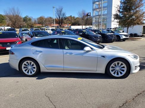 Used 2018 Tesla Model S 100D image 2