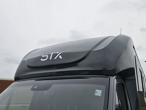 New 2024 Mercedes-Benz Sprinter 3500 image 41