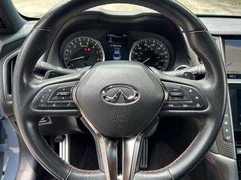 Used 2022 INFINITI Q60 Red Sport 400 w/ Carbon Fiber Package RWD image 16