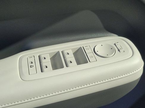 New 2026 Hyundai Santa Fe SEL FWD image 18