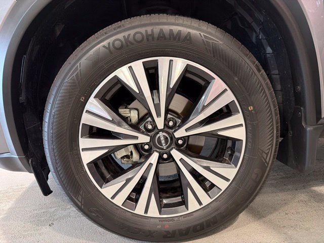 Certified 2023 Nissan Rogue SV w/ SV Premium B Package AWD/4WD image 28