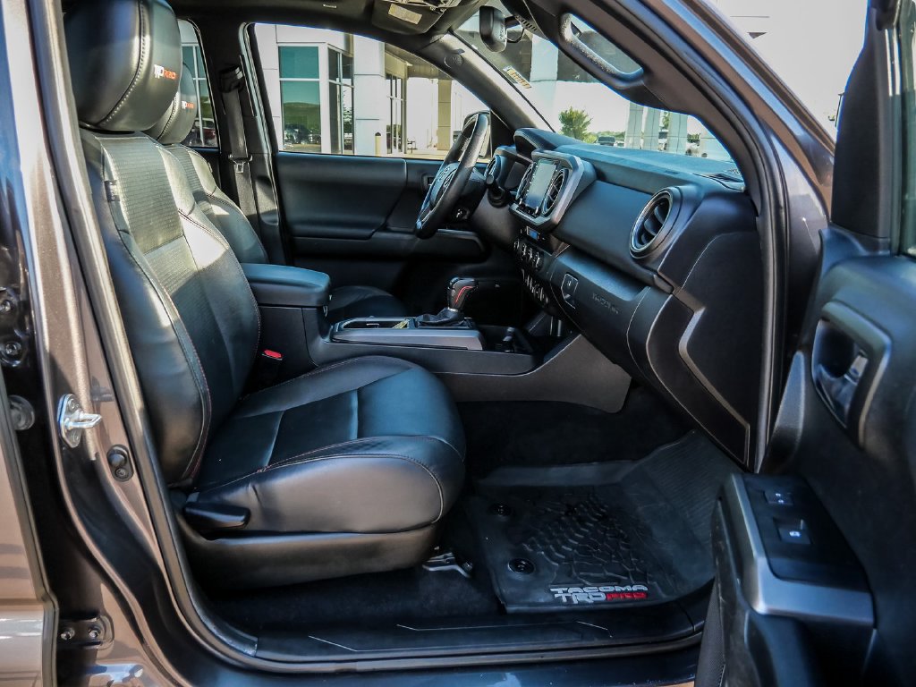 Used 2022 Toyota Tacoma TRD Pro AWD/4WD image 18