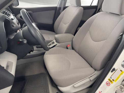 Used 2008 Toyota RAV4 2WD image 5