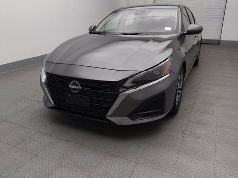 Used 2023 Nissan Altima 2.5 SV image 15