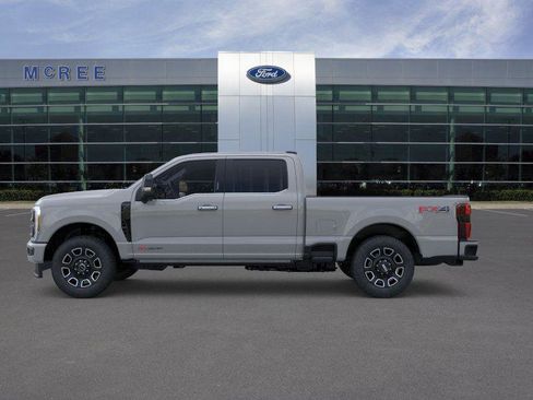 New 2026 Ford F250 Platinum AWD/4WD image 3