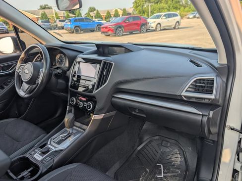 Used 2021 Subaru Forester Premium AWD/4WD image 26