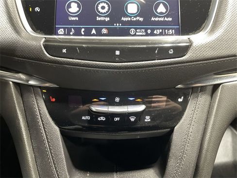 Used 2021 Cadillac XT5 Premium Luxury image 21