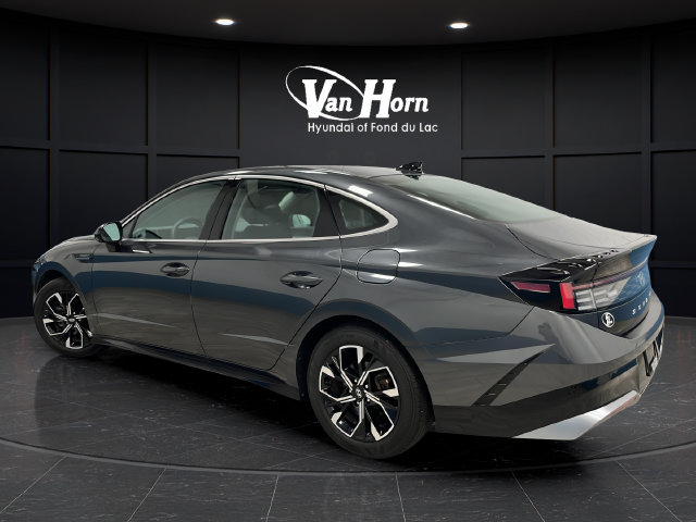 Used 2025 Hyundai Sonata SEL FWD image 5