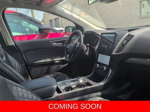 Used 2023 Ford Edge Titanium w/ Equipment Group 301A AWD/4WD image 10