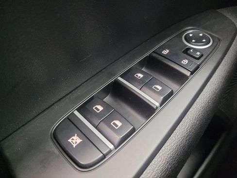 Used 2022 Kia Forte LXS w/ LXS Technology Package image 27