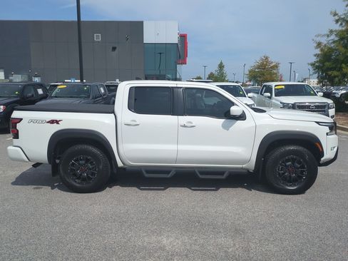 Certified 2023 Nissan Frontier PRO-4X w/ Pro-4X Premium Package AWD/4WD image 2