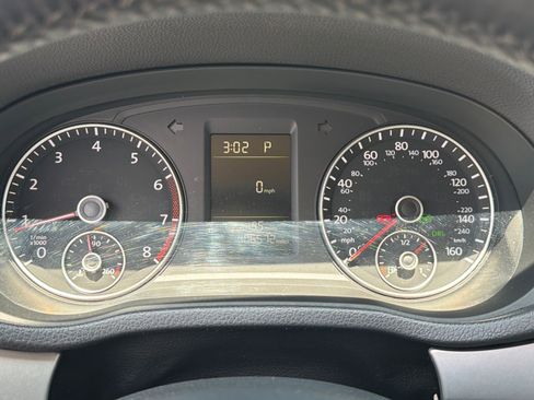 Used 2014 Volkswagen Passat 1.8T Wolfsburg Edition FWD image 25