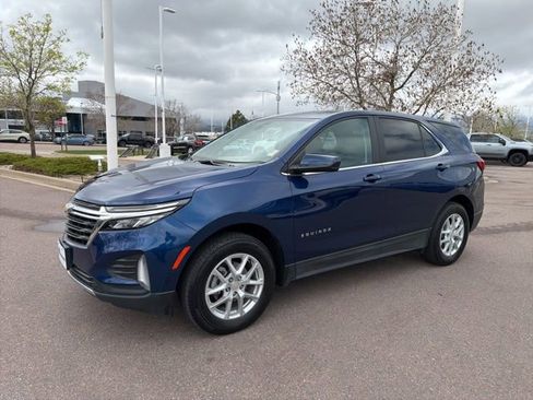 Used 2023 Chevrolet Equinox LT AWD/4WD image 3