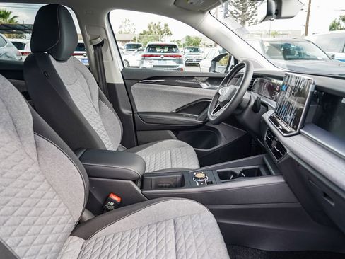 New 2025 Volkswagen Tiguan S image 21