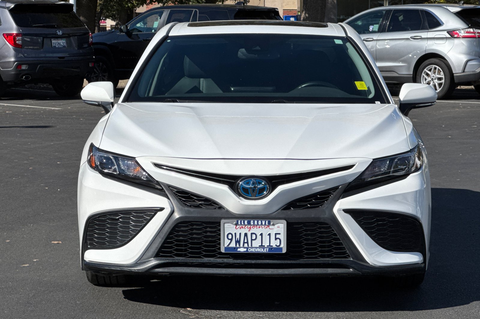 Used 2023 Toyota Camry SE w/ Audio Upgrade Package FWD image 8