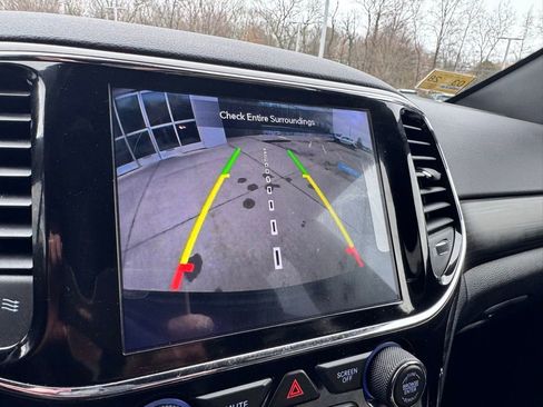 Used 2020 Jeep Grand Cherokee Altitude image 23