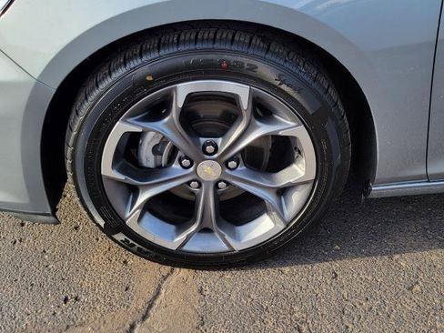 Used 2023 Chevrolet Malibu LT image 5