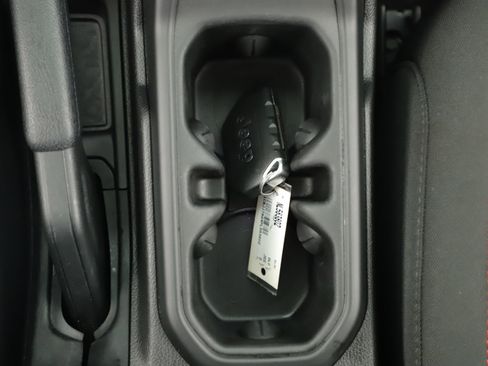 Used 2023 Jeep Gladiator Rubicon w/ Trailer Tow Package image 24