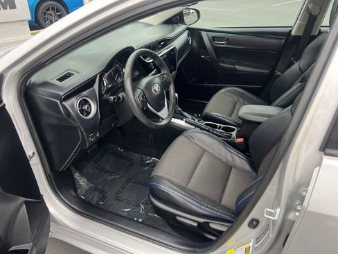 Used 2017 Toyota Corolla SE FWD image 23