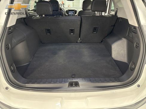 Used 2023 GMC Terrain SLE w/ Driver Convenience Package image 30